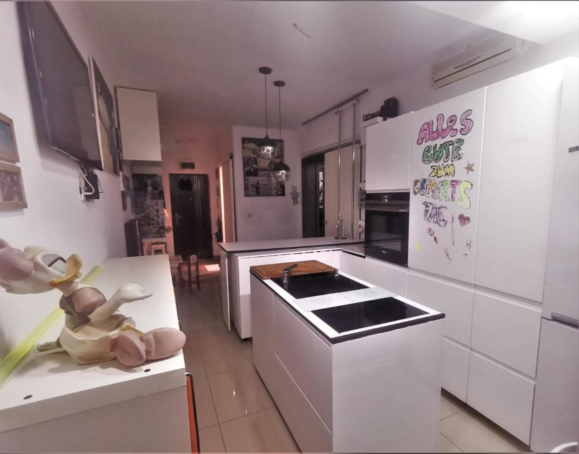 Sophia vedere la mare Apartament Saturn Esterno foto